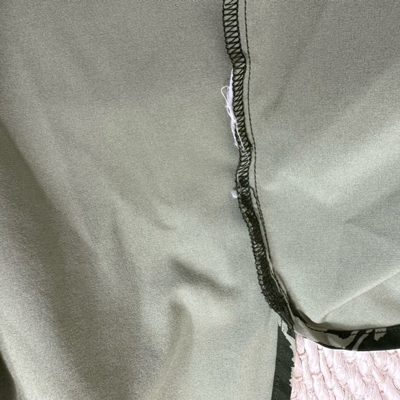 Athleta Sz XS Olive Geometric Rincon Printed Mini Dress - Picture 13 of 15